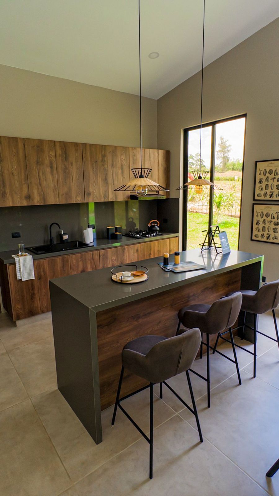 Odoo - Prueba 3 a tres columnas