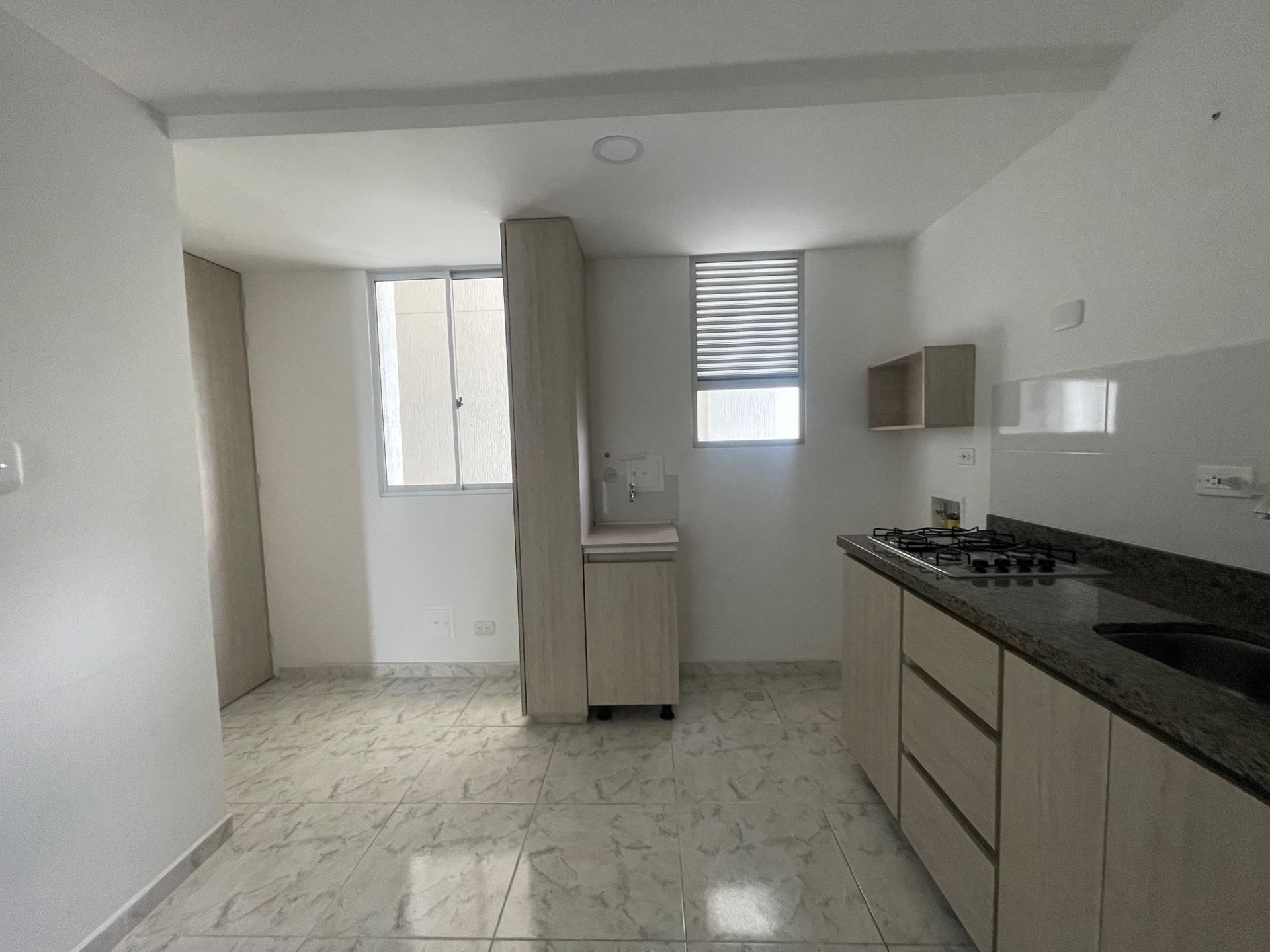 Apartaestudios en renta amrenia.jpg