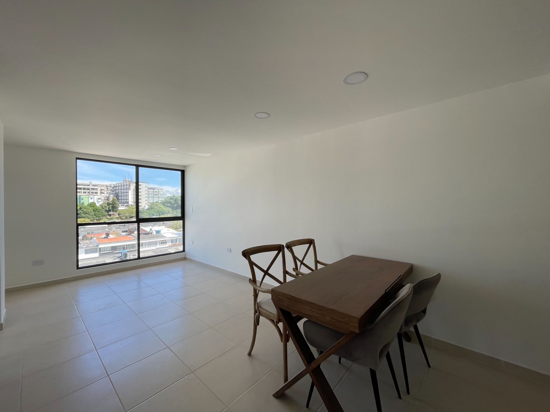 Apartaestudio-en-renta-la-castellana (5).jpeg