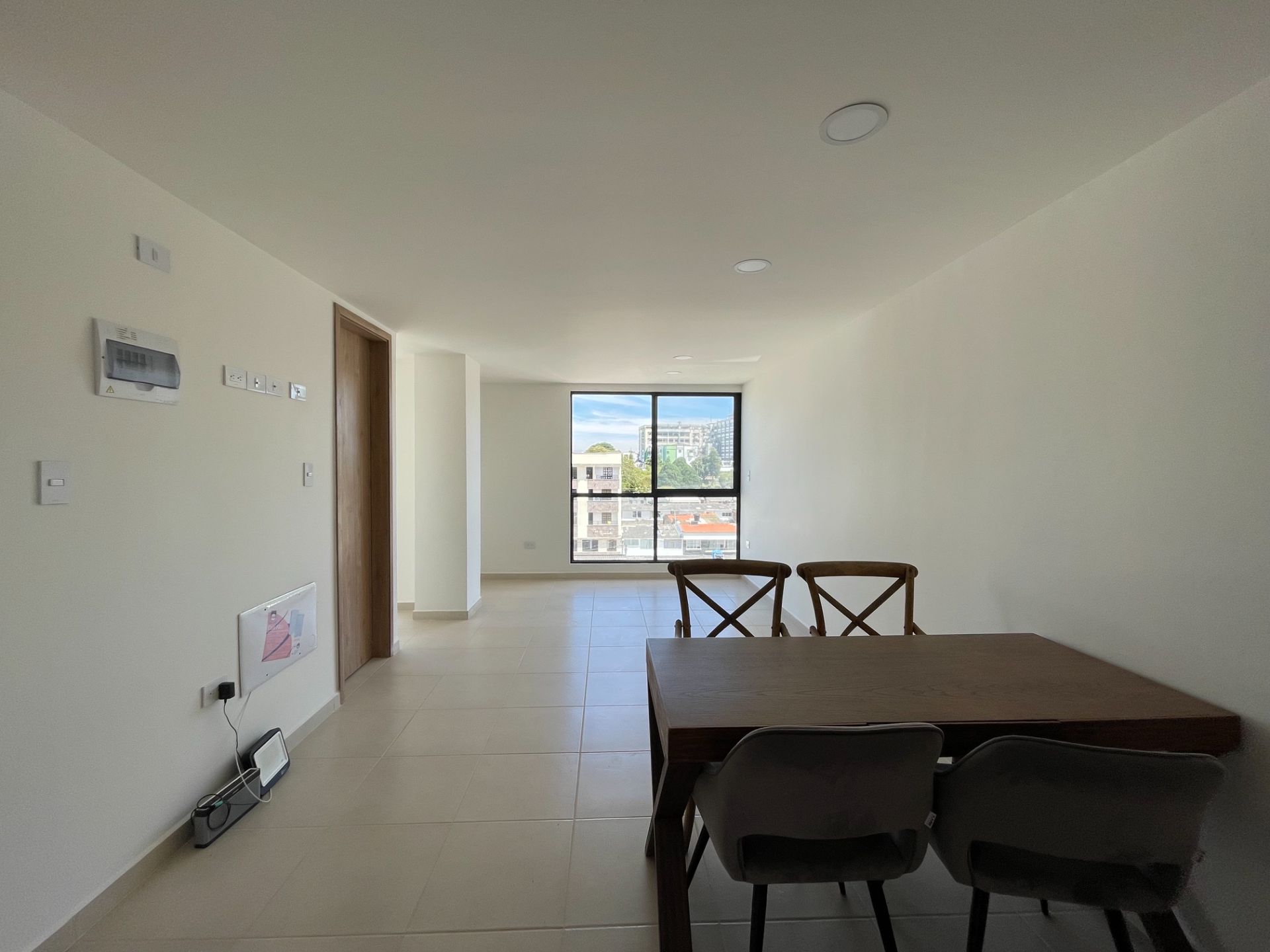 Apartaestudio-en-renta-la-castellana (3).jpeg
