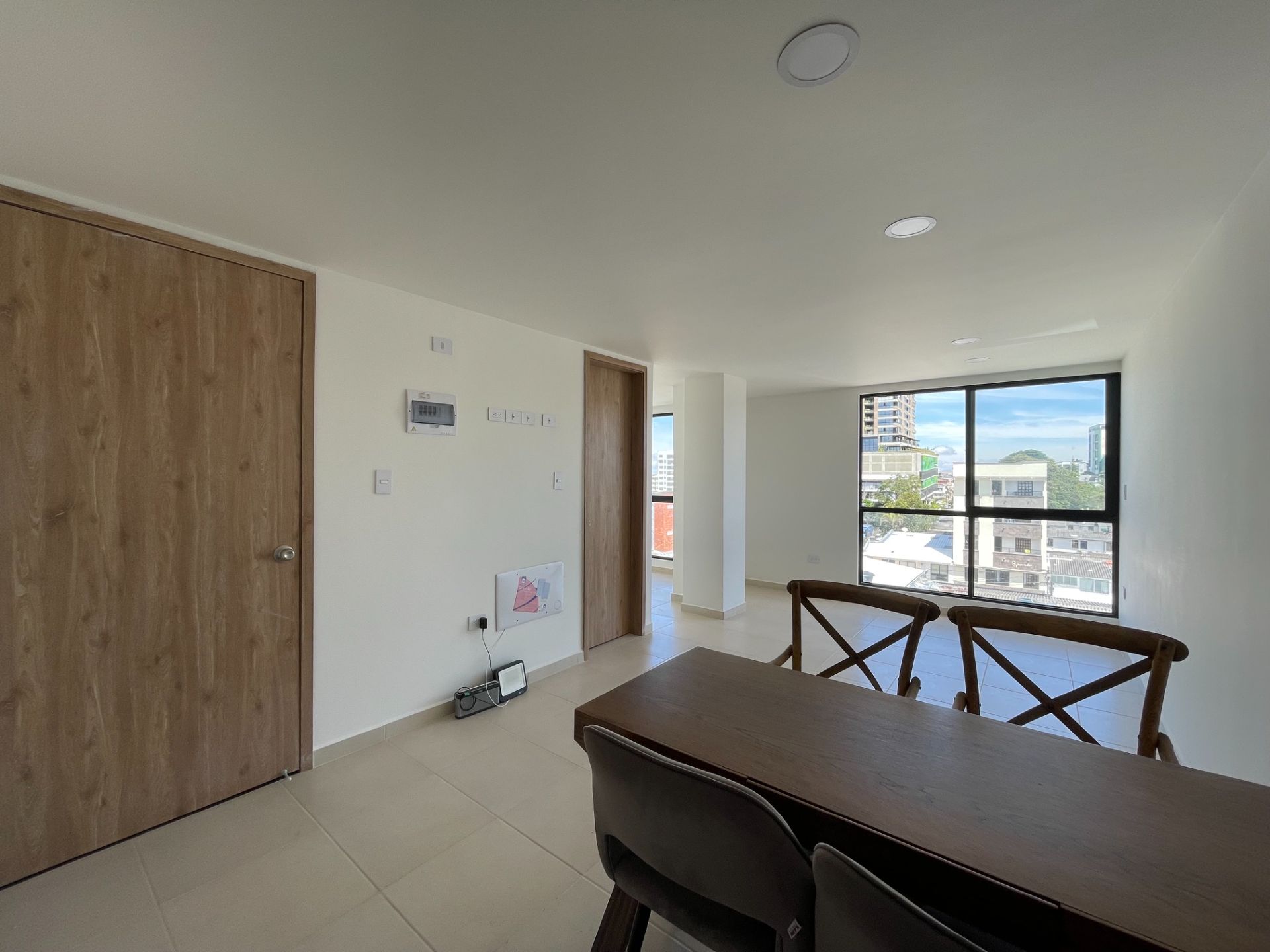 Apartaestudio-en-renta-la-castellana (4).jpeg