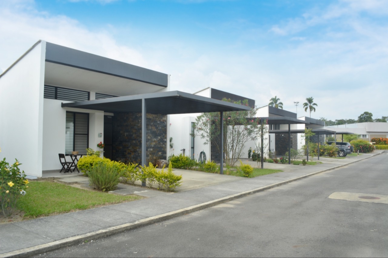 VILLAS SENIORS CLUB ARMENIA LA TEBAIDA.jpeg