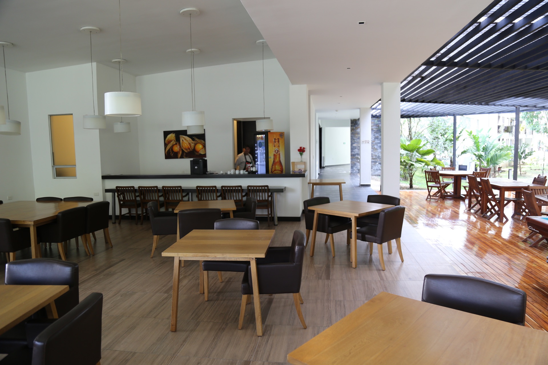 RESTAURANTE SENIORS CLUB ARMENIA.JPG